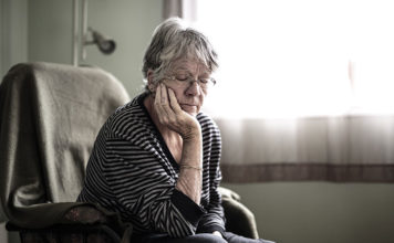 Alzheimer – jak rozpoznać wczesne symptomy choroby?